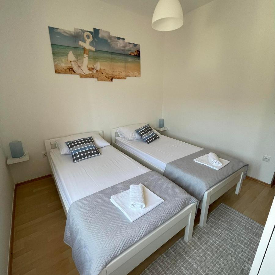 Apartman Emilija Винишче Экстерьер фото